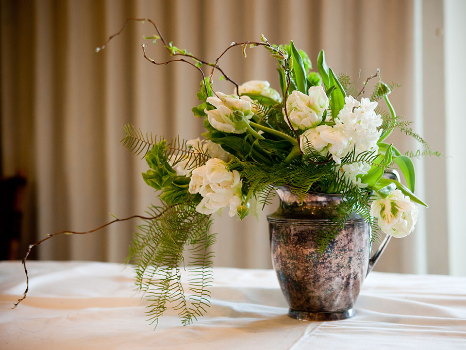 Flowers by Beautiful Days | Photo Credit: Geneve Hoffman Photography | See more at www.localhost/beautifuldays