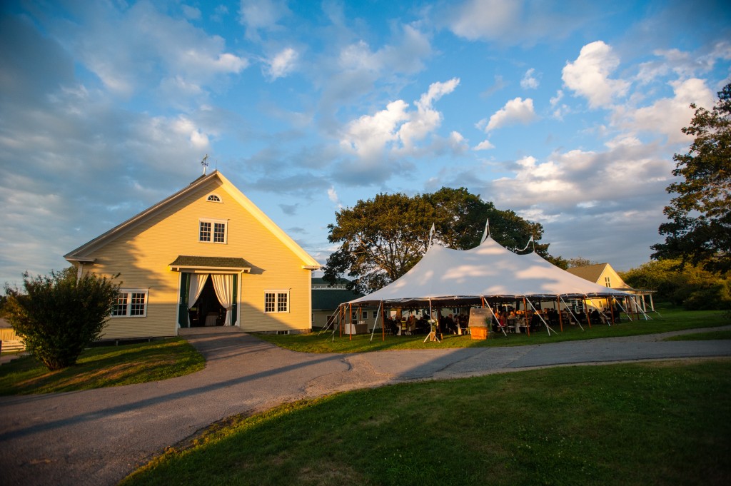 Maine Farm Wedding | Photo Credit: emilie Inc | More at www.localhost/beautifuldays